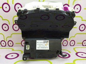 Quadrante  Toyota Yaris Vesrso 1.3 86Cv de 2001 - Ref OEM :  8380052510